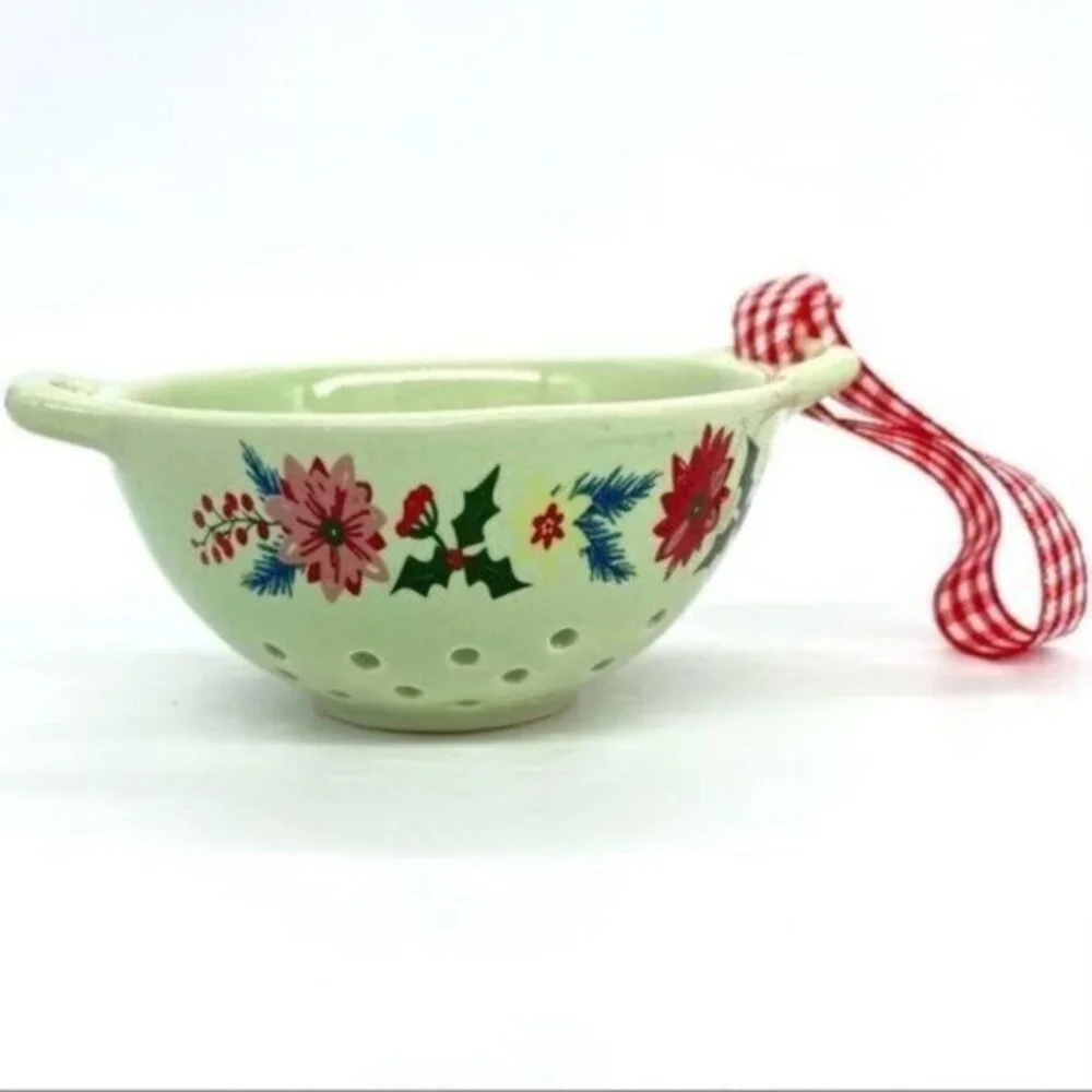 The Pioneer Woman Poinsettia Holly Flower Colander Christmas Ornament